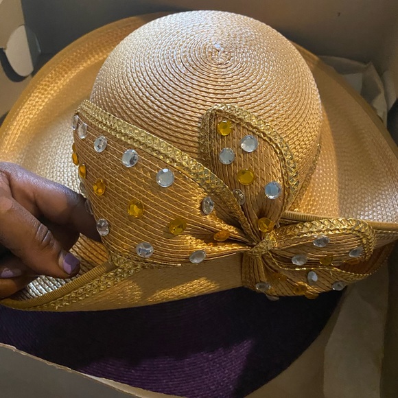 Hats - Picture 6 of 10